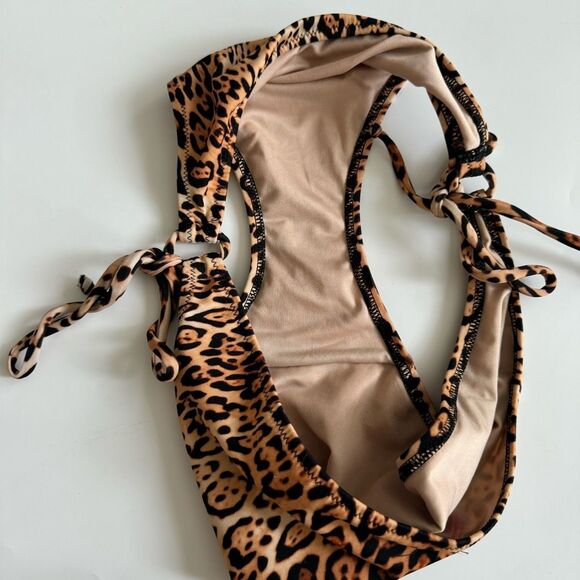 Victoria’s Secret 32C Push Up Animal Top Ruffle Bikini Bottom Size Medium Top - Picture 5 of 7